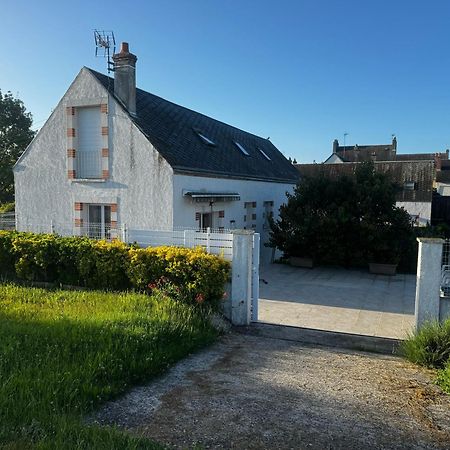 Maison De Bord De Loire Sully-sur-Loire Exteriör bild